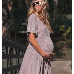 Lavender Embroidered Dress M Knee Length